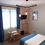 La Hotel Villeneuve-sur-Lot