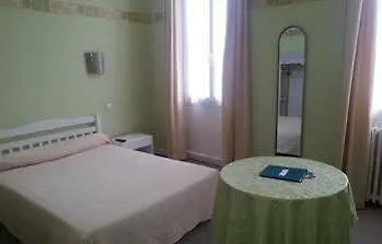 Hotel La 2*