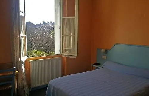 La Hotel Villeneuve-sur-Lot