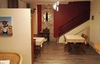 La Hotel