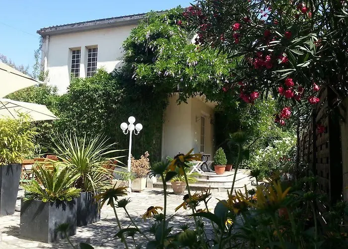 La Hotel 2*